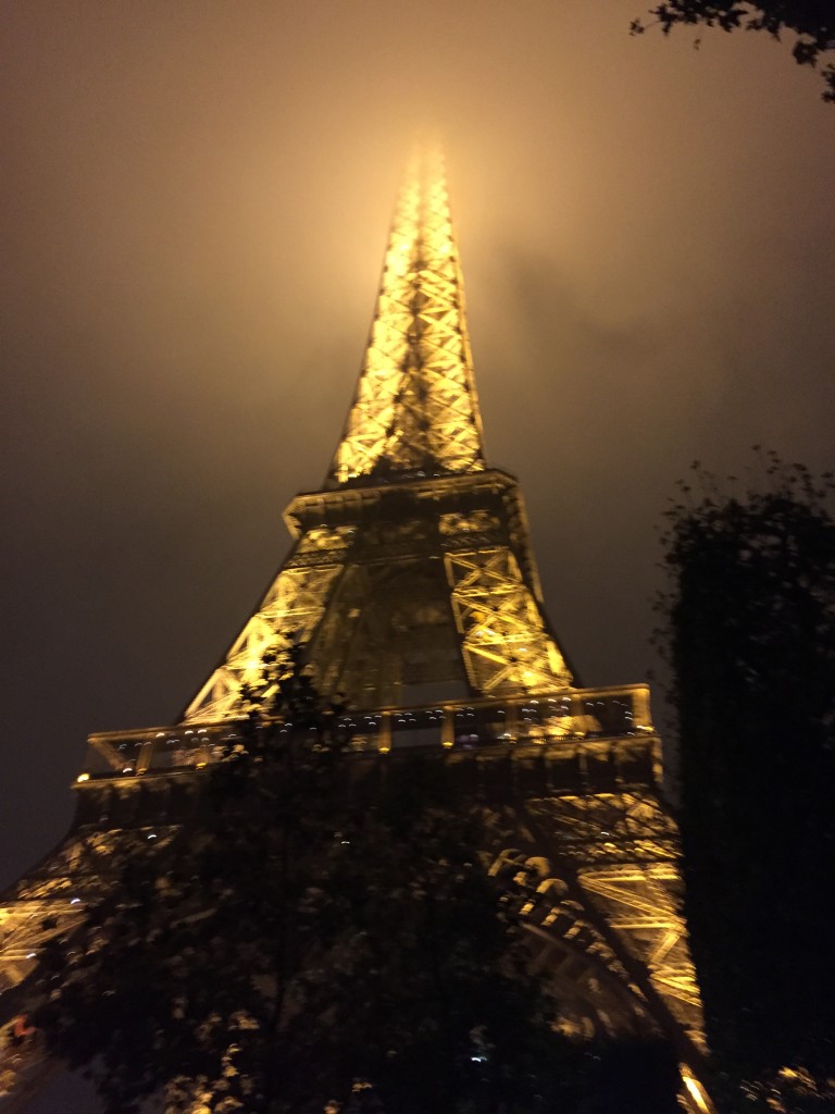 Le Tour D' Eiffel